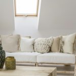 Room with decorative accessories